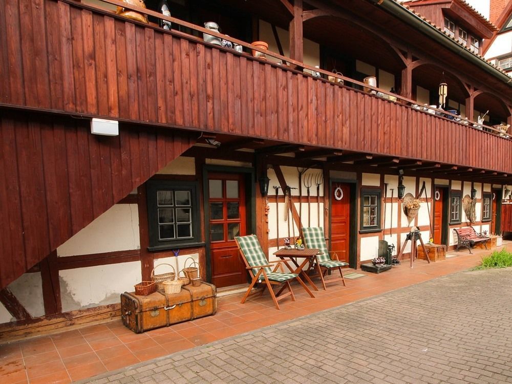 Hotel Erfurter Kreuz Kirchheim  Extérieur photo